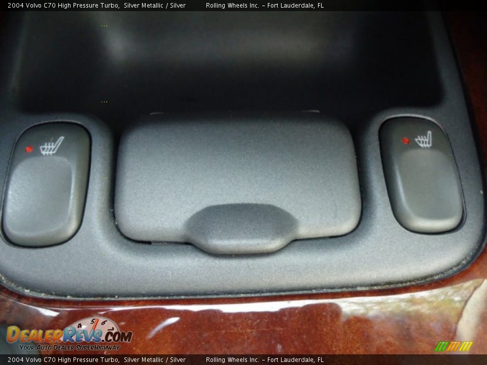 2004 Volvo C70 High Pressure Turbo Silver Metallic / Silver Photo #5
