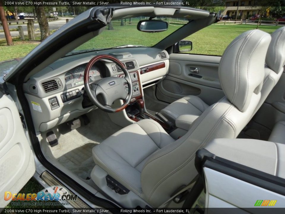 Silver Interior - 2004 Volvo C70 High Pressure Turbo Photo #15