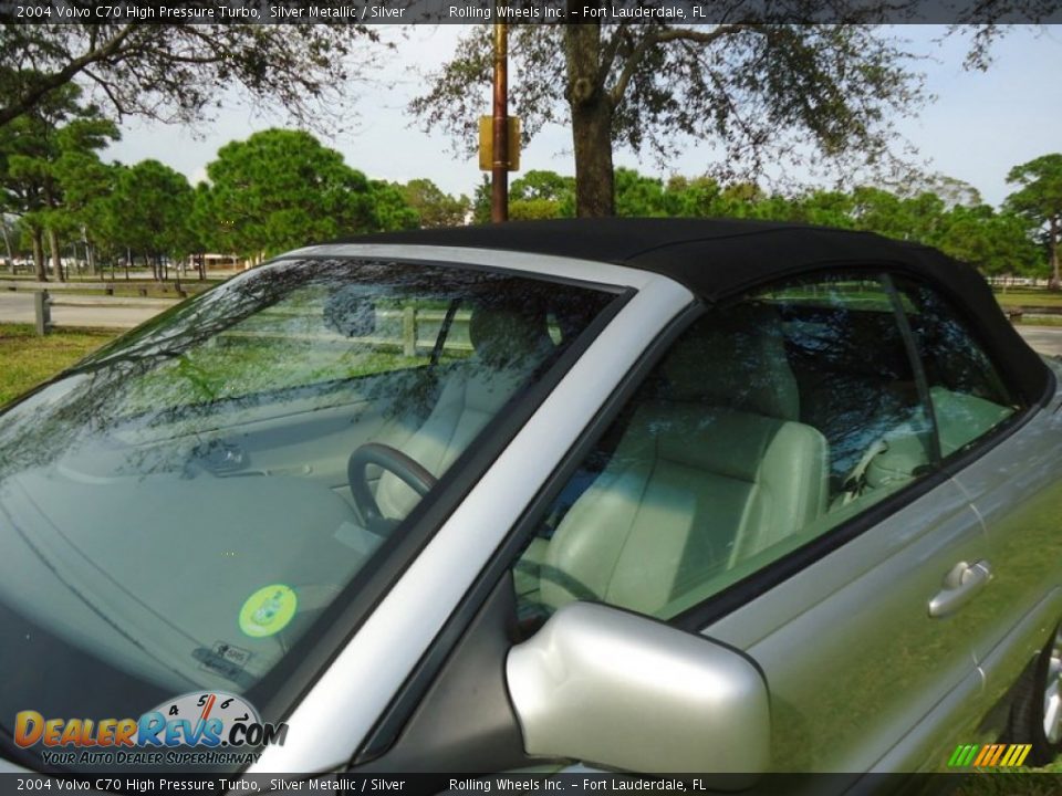 2004 Volvo C70 High Pressure Turbo Silver Metallic / Silver Photo #22