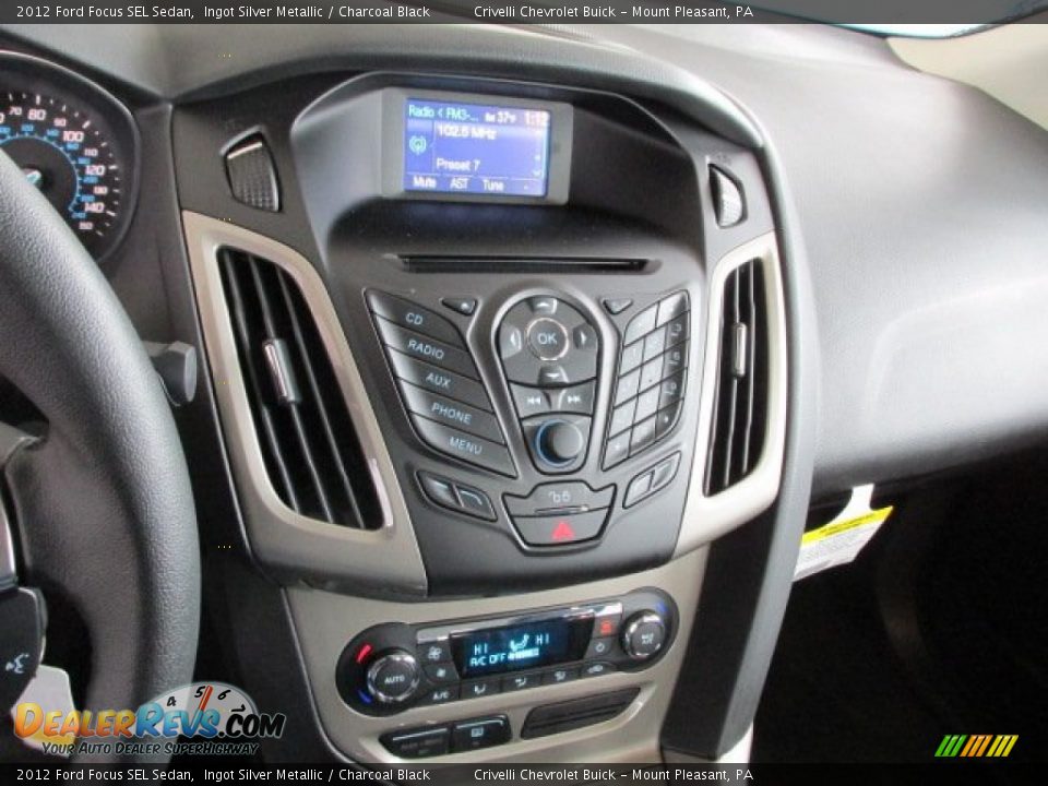 2012 Ford Focus SEL Sedan Ingot Silver Metallic / Charcoal Black Photo #21