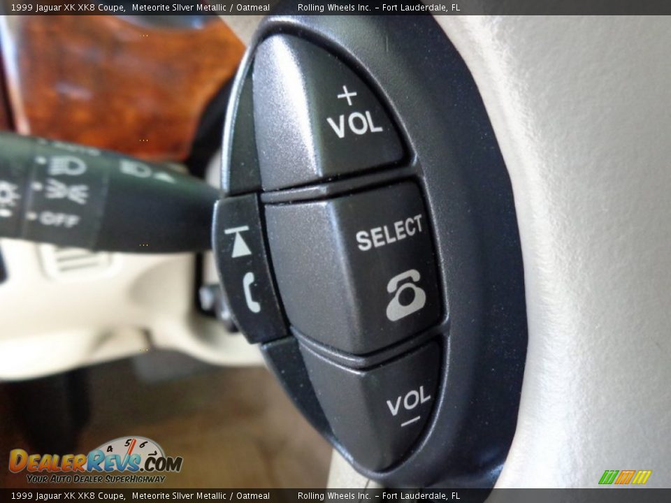 Controls of 1999 Jaguar XK XK8 Coupe Photo #12
