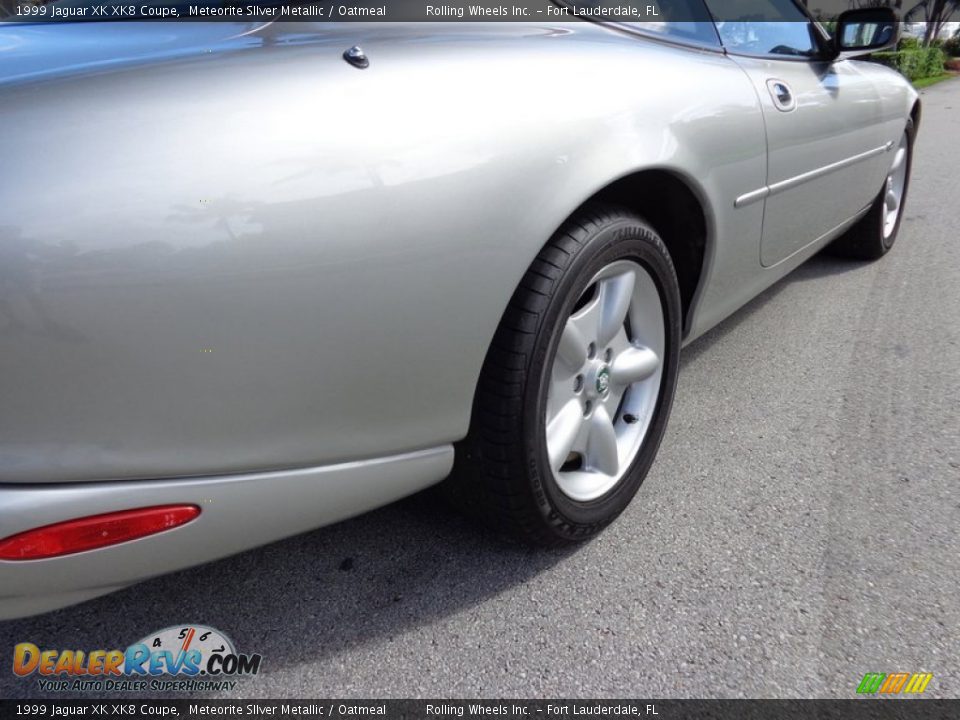 1999 Jaguar XK XK8 Coupe Meteorite SIlver Metallic / Oatmeal Photo #26