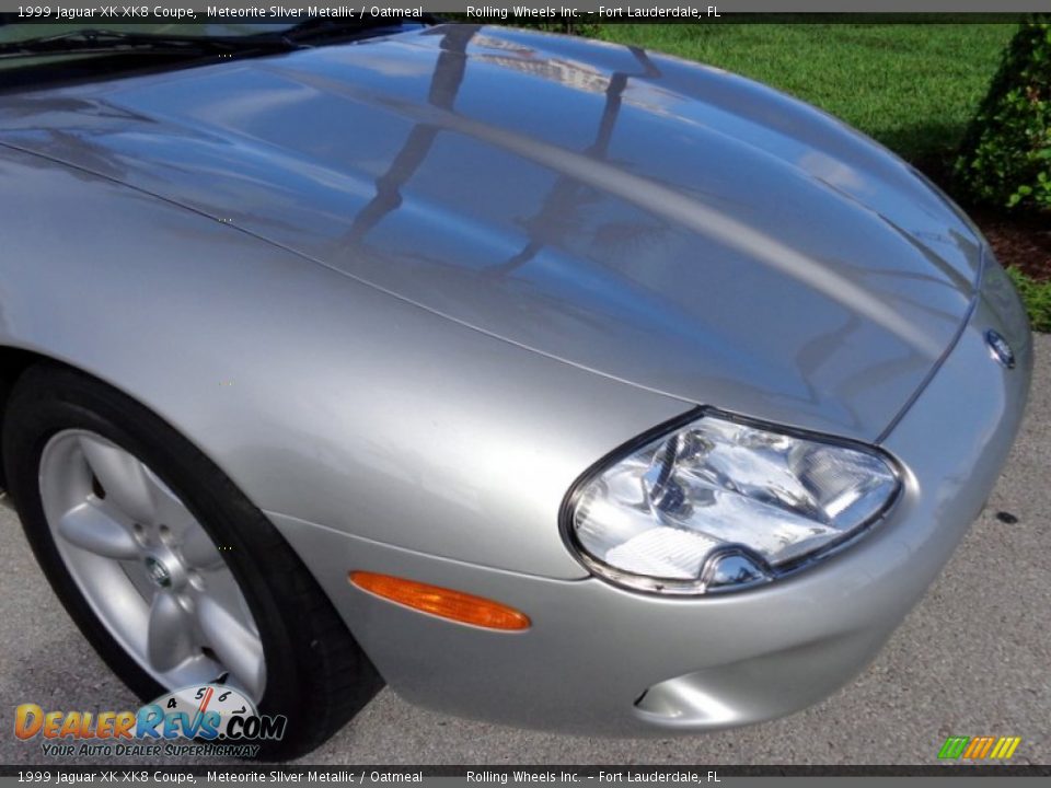 1999 Jaguar XK XK8 Coupe Meteorite SIlver Metallic / Oatmeal Photo #31