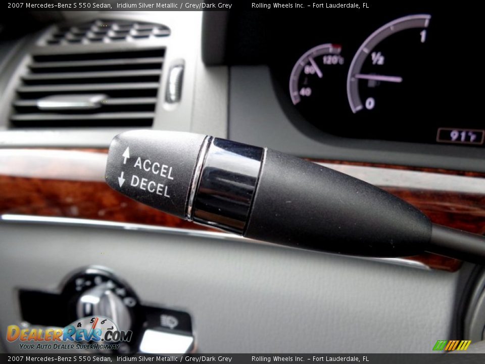 2007 Mercedes-Benz S 550 Sedan Iridium Silver Metallic / Grey/Dark Grey Photo #32