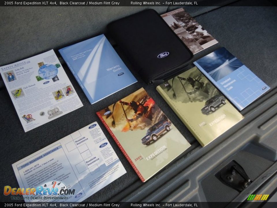 Books/Manuals of 2005 Ford Expedition XLT 4x4 Photo #28