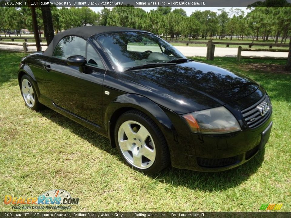 Front 3/4 View of 2001 Audi TT 1.8T quattro Roadster Photo #21