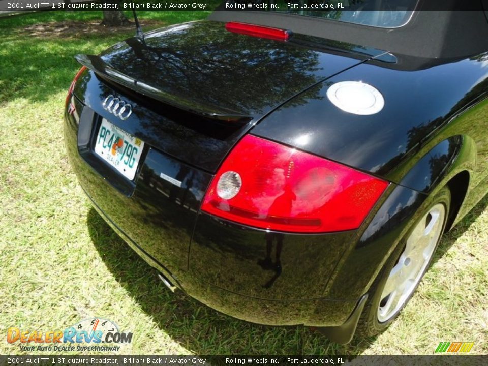 2001 Audi TT 1.8T quattro Roadster Brilliant Black / Aviator Grey Photo #32