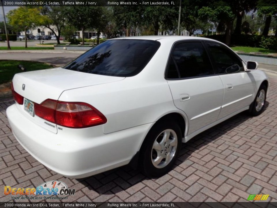 2000 Honda Accord EX-L Sedan Taffeta White / Ivory Photo #16