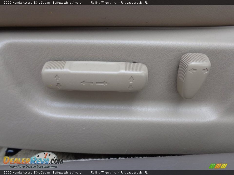 2000 Honda Accord EX-L Sedan Taffeta White / Ivory Photo #34