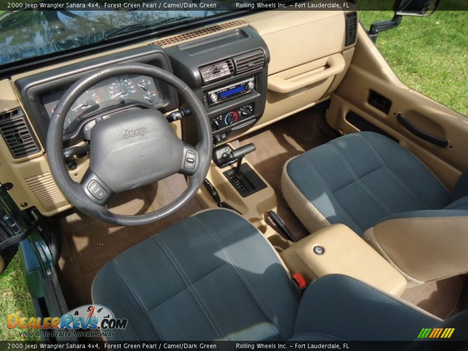 2000 Jeep Wrangler Sahara 4x4 Forest Green Pearl / Camel/Dark Green Photo #2