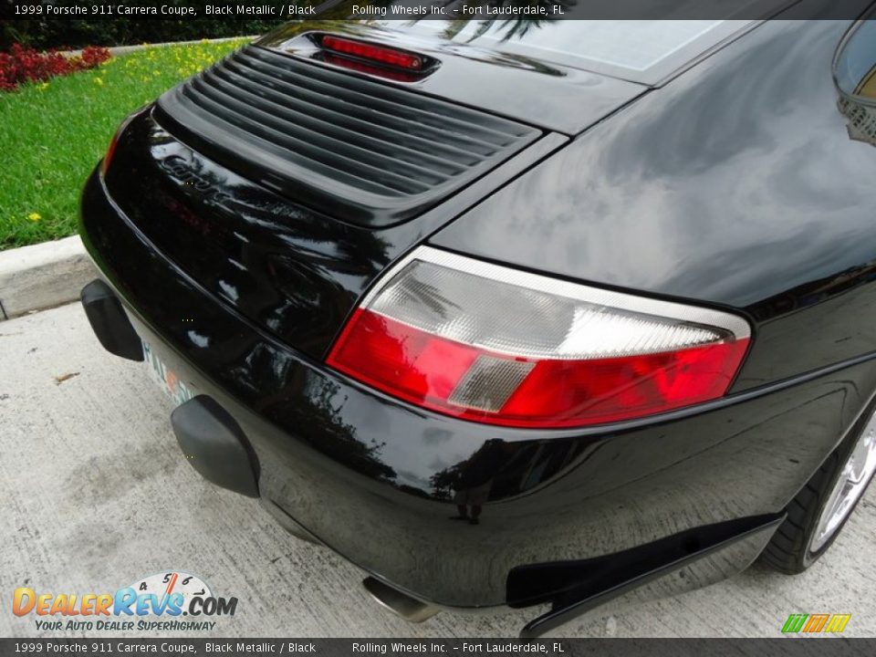 1999 Porsche 911 Carrera Coupe Black Metallic / Black Photo #18