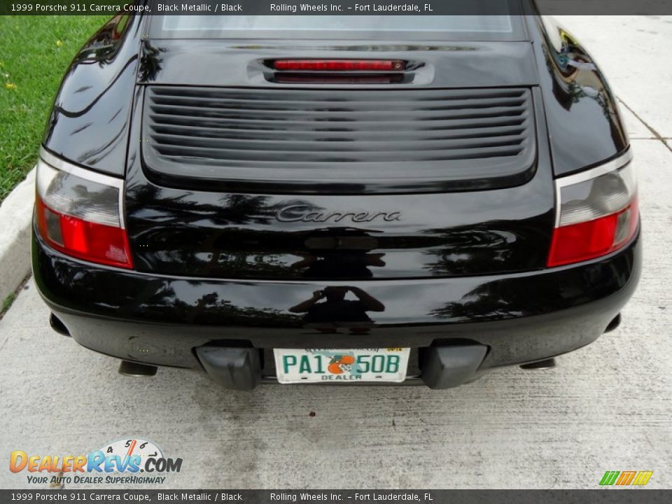 1999 Porsche 911 Carrera Coupe Black Metallic / Black Photo #20