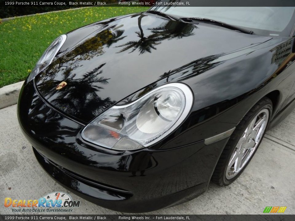1999 Porsche 911 Carrera Coupe Black Metallic / Black Photo #24