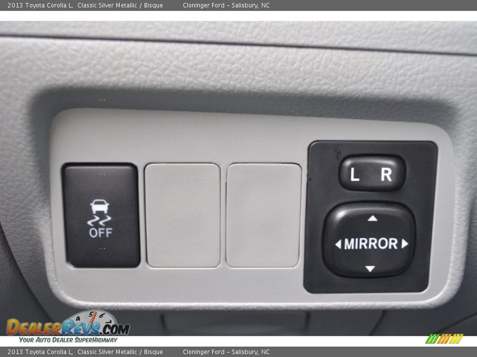 2013 Toyota Corolla L Classic Silver Metallic / Bisque Photo #27