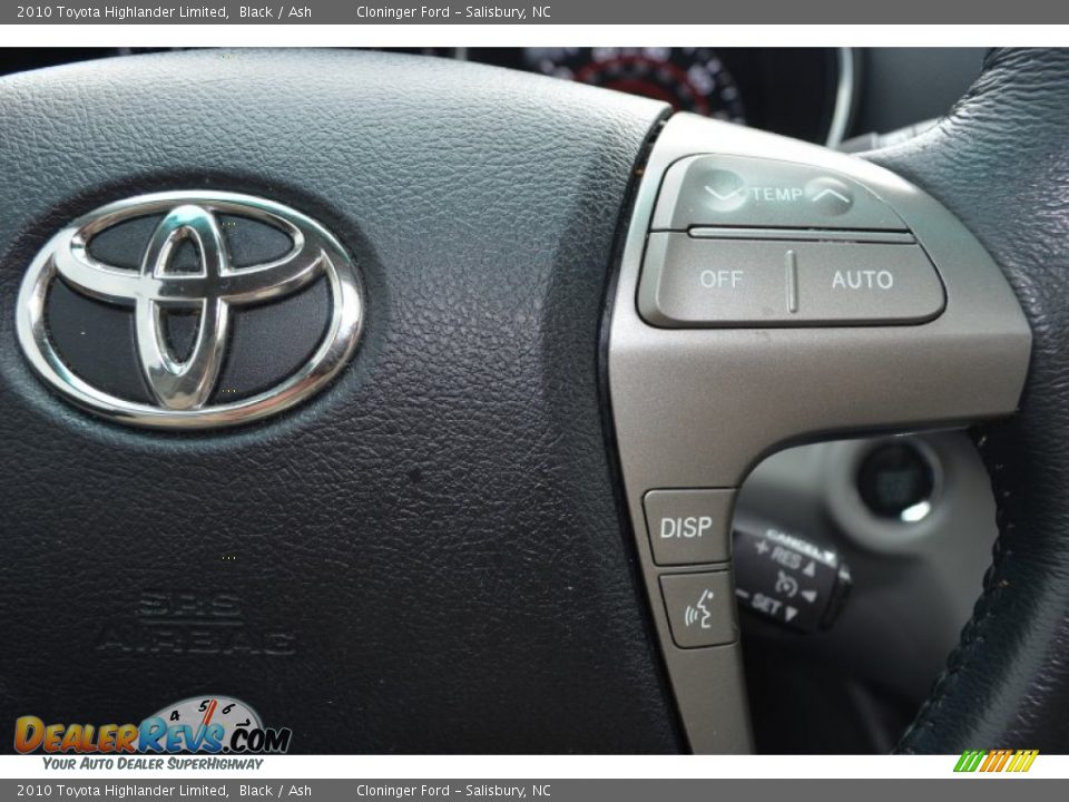 2010 Toyota Highlander Limited Black / Ash Photo #31