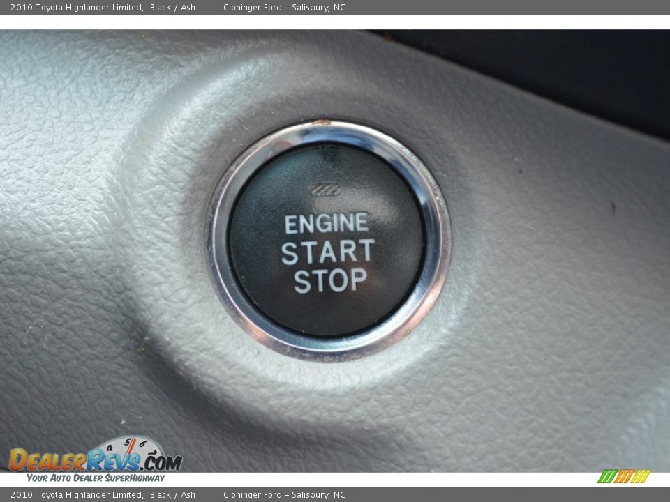 2010 Toyota Highlander Limited Black / Ash Photo #35