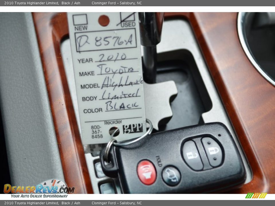 2010 Toyota Highlander Limited Black / Ash Photo #36