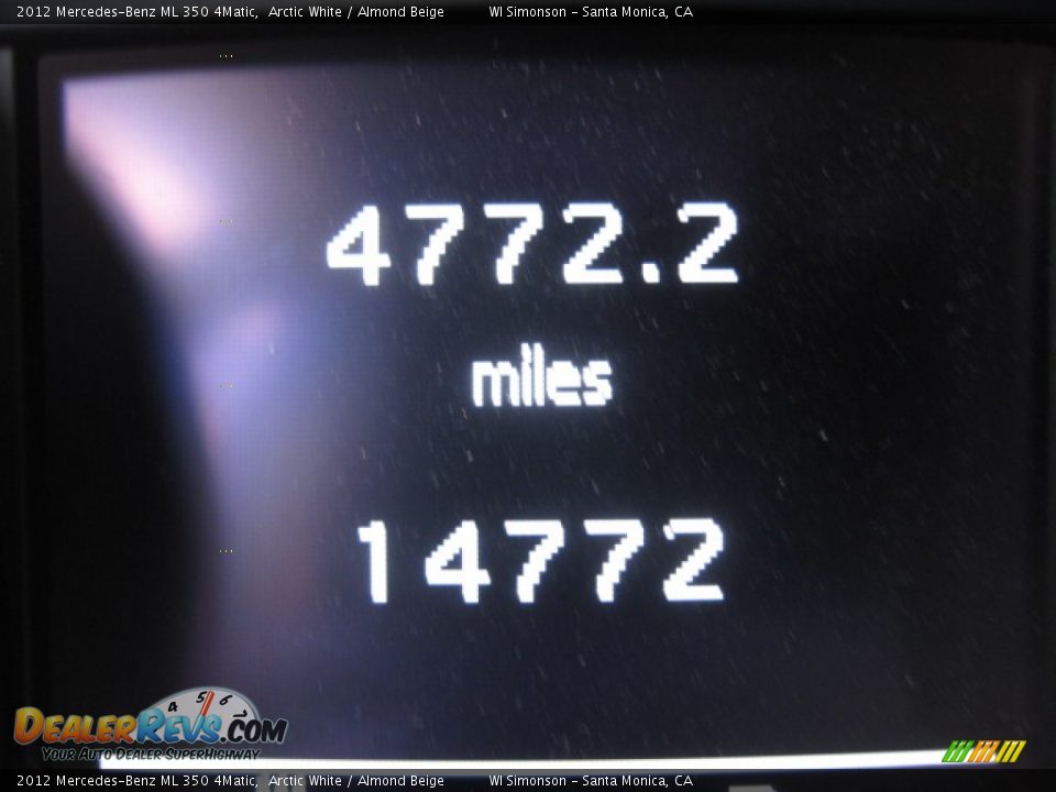 2012 Mercedes-Benz ML 350 4Matic Arctic White / Almond Beige Photo #9