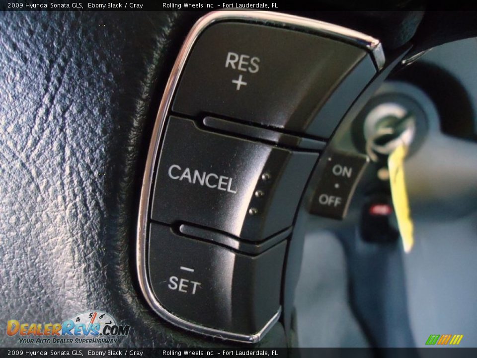 2009 Hyundai Sonata GLS Ebony Black / Gray Photo #26