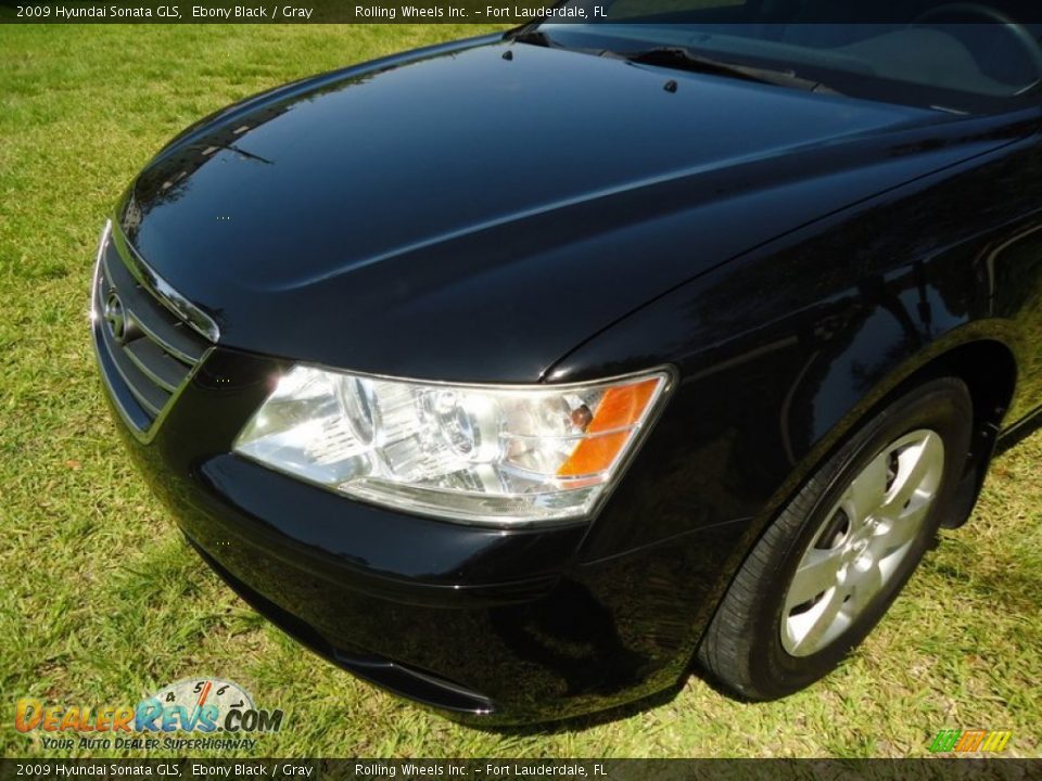 2009 Hyundai Sonata GLS Ebony Black / Gray Photo #32