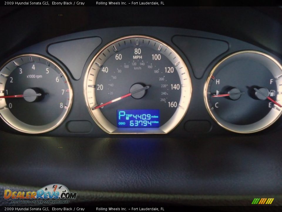 2009 Hyundai Sonata GLS Ebony Black / Gray Photo #35