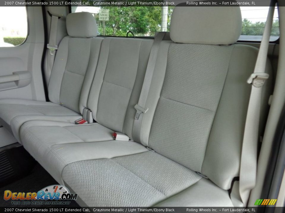 2007 Chevrolet Silverado 1500 LT Extended Cab Graystone Metallic / Light Titanium/Ebony Black Photo #12
