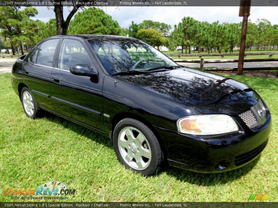 2005 Nissan Sentra 1.8 S Special Edition Blackout / Charcoal Photo #13