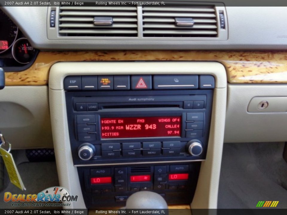 2007 Audi A4 2.0T Sedan Ibis White / Beige Photo #33
