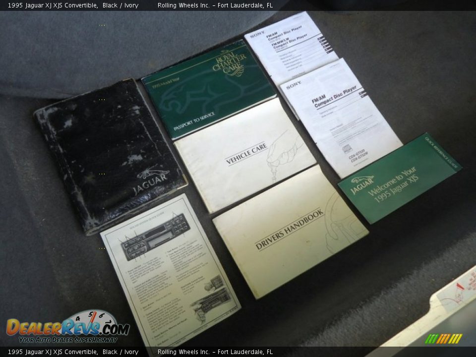 Books/Manuals of 1995 Jaguar XJ XJS Convertible Photo #12