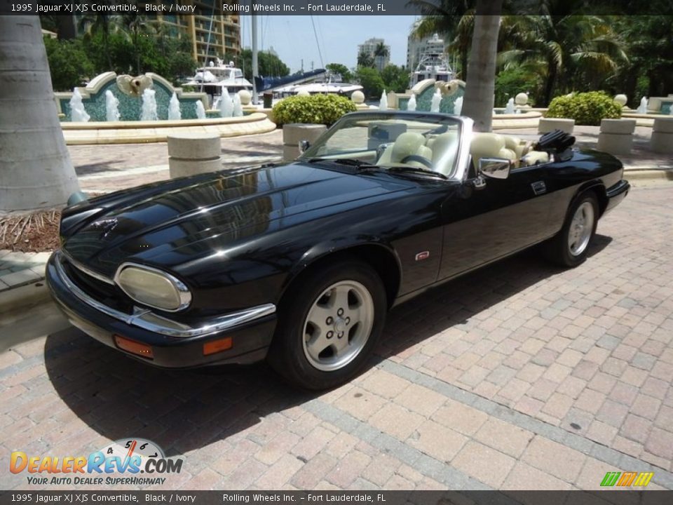 Front 3/4 View of 1995 Jaguar XJ XJS Convertible Photo #22