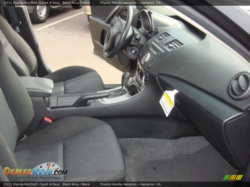 2011 Mazda MAZDA3 i Sport 4 Door Black Mica / Black Photo #14