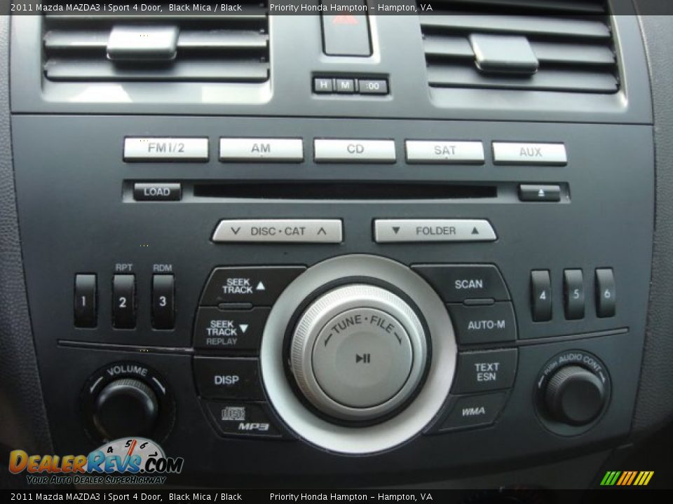 2011 Mazda MAZDA3 i Sport 4 Door Black Mica / Black Photo #18