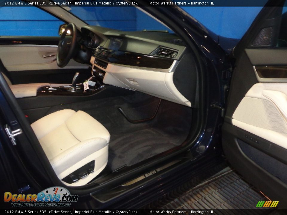2012 BMW 5 Series 535i xDrive Sedan Imperial Blue Metallic / Oyster/Black Photo #30