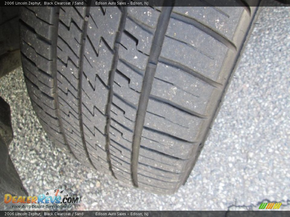 2006 Lincoln Zephyr Black Clearcoat / Sand Photo #28