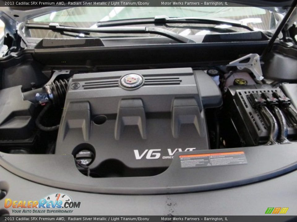 2013 Cadillac SRX Premium AWD Radiant Silver Metallic / Light Titanium/Ebony Photo #13