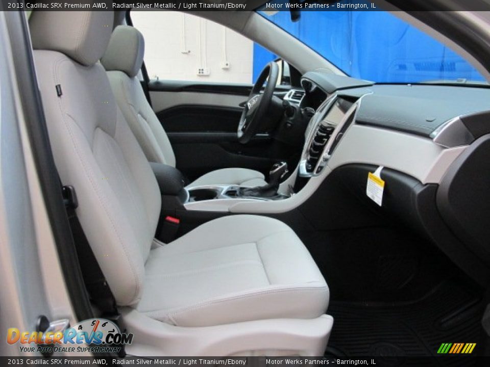 2013 Cadillac SRX Premium AWD Radiant Silver Metallic / Light Titanium/Ebony Photo #14
