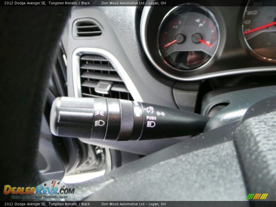 2012 Dodge Avenger SE Tungsten Metallic / Black Photo #17