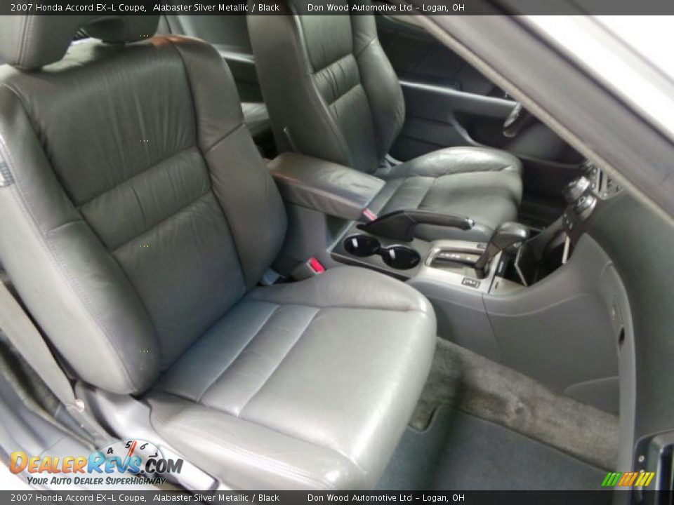 2007 Honda Accord EX-L Coupe Alabaster Silver Metallic / Black Photo #7