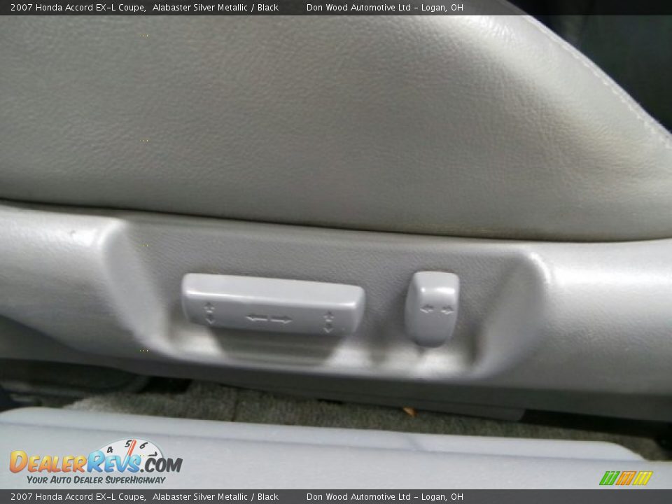 2007 Honda Accord EX-L Coupe Alabaster Silver Metallic / Black Photo #8