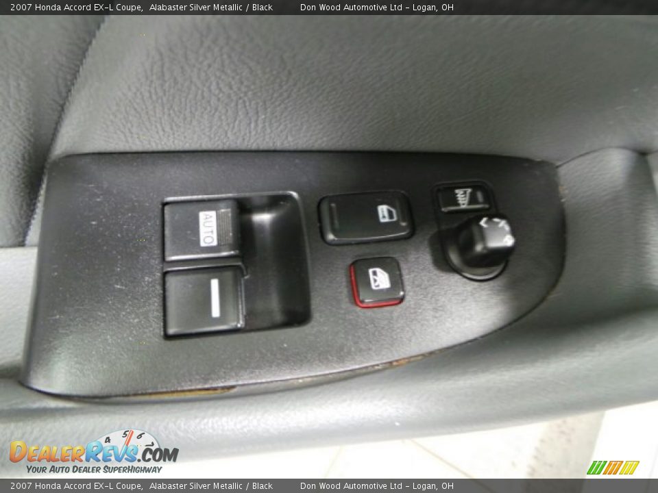 2007 Honda Accord EX-L Coupe Alabaster Silver Metallic / Black Photo #10