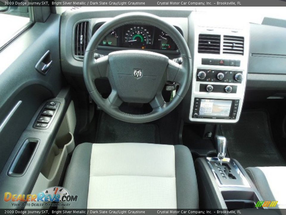2009 Dodge Journey SXT Bright Silver Metallic / Dark Slate Gray/Light Graystone Photo #7