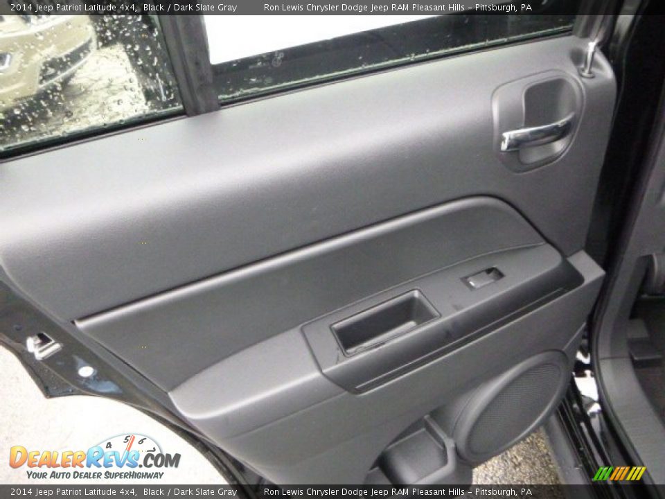 2014 Jeep Patriot Latitude 4x4 Black / Dark Slate Gray Photo #13
