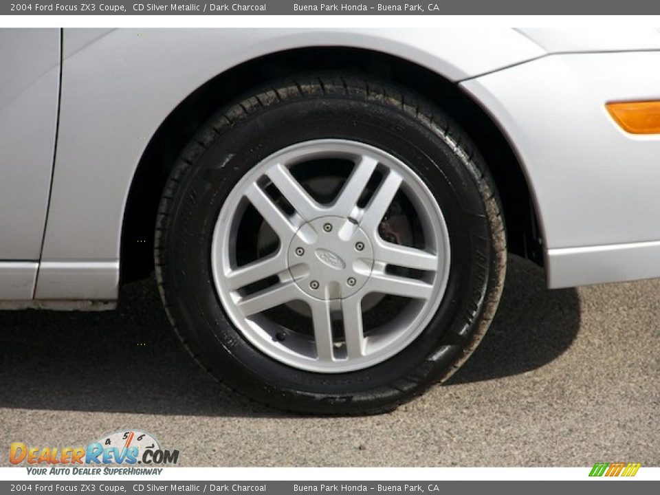 2004 Ford Focus ZX3 Coupe Wheel Photo #25