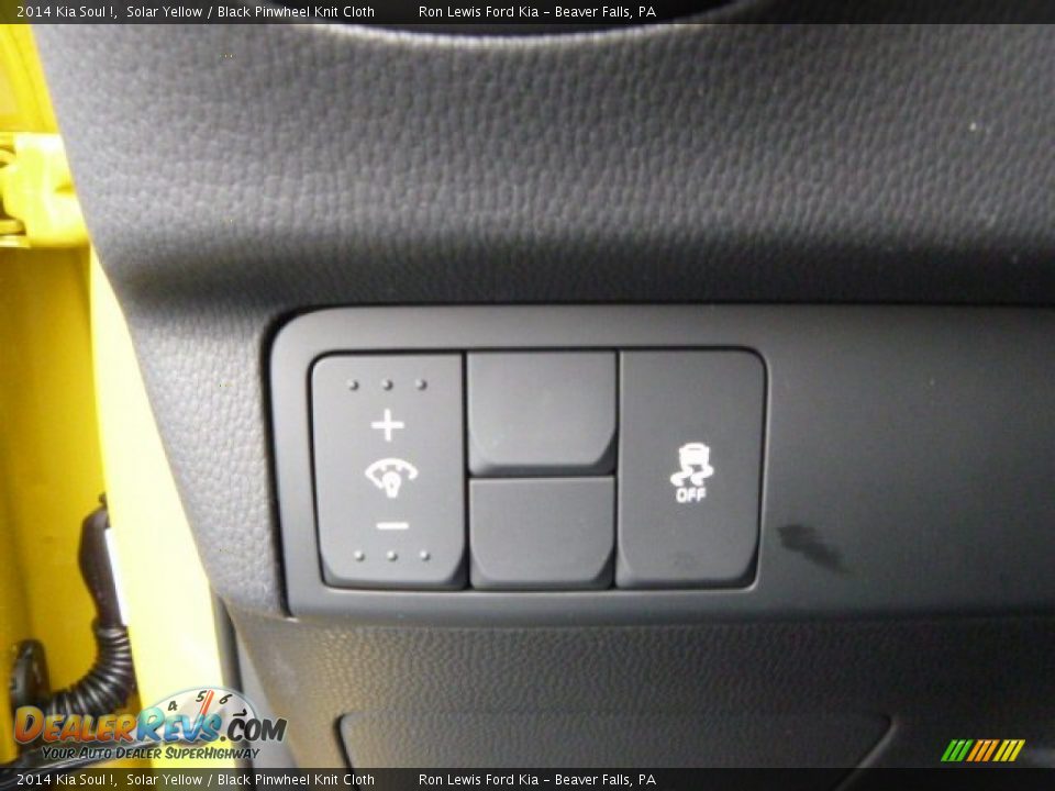 Controls of 2014 Kia Soul ! Photo #19