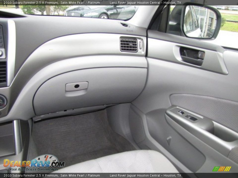2010 Subaru Forester 2.5 X Premium Satin White Pearl / Platinum Photo #23
