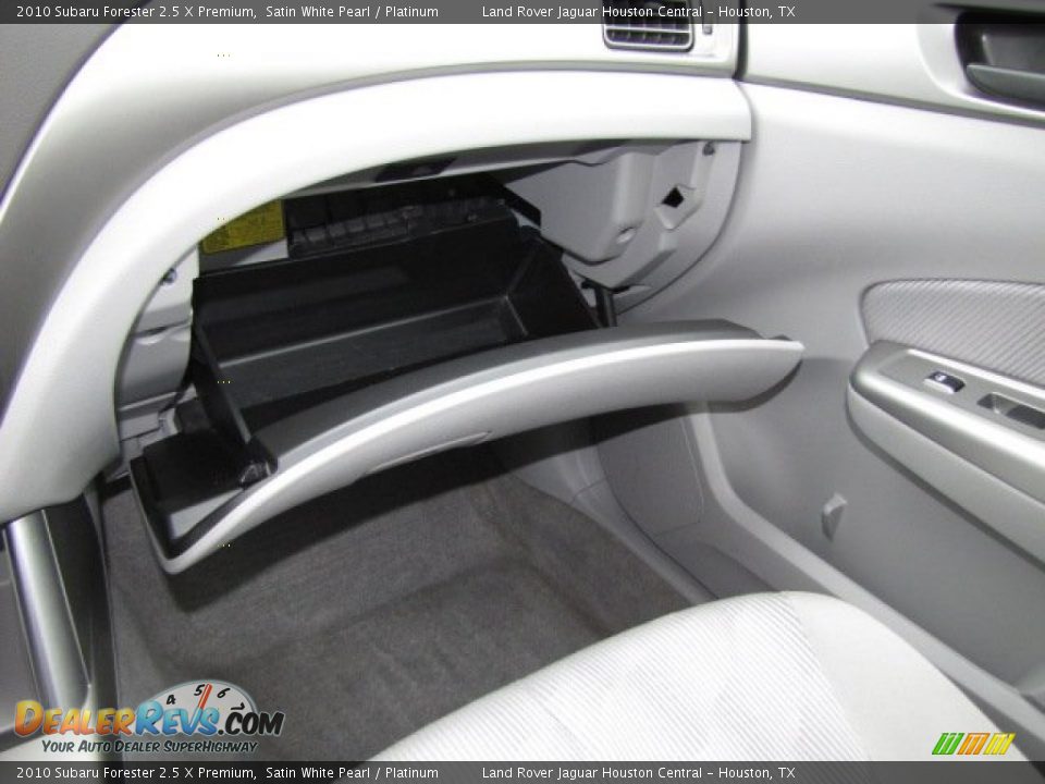 2010 Subaru Forester 2.5 X Premium Satin White Pearl / Platinum Photo #24