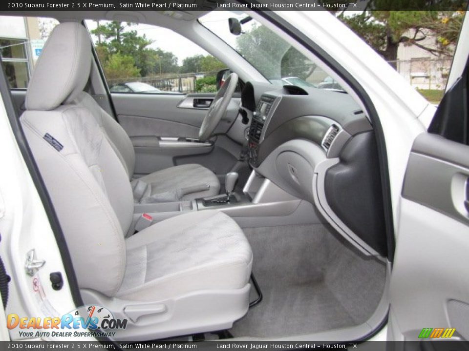 2010 Subaru Forester 2.5 X Premium Satin White Pearl / Platinum Photo #25