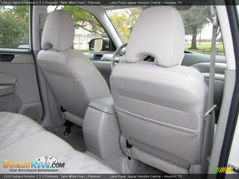 2010 Subaru Forester 2.5 X Premium Satin White Pearl / Platinum Photo #28