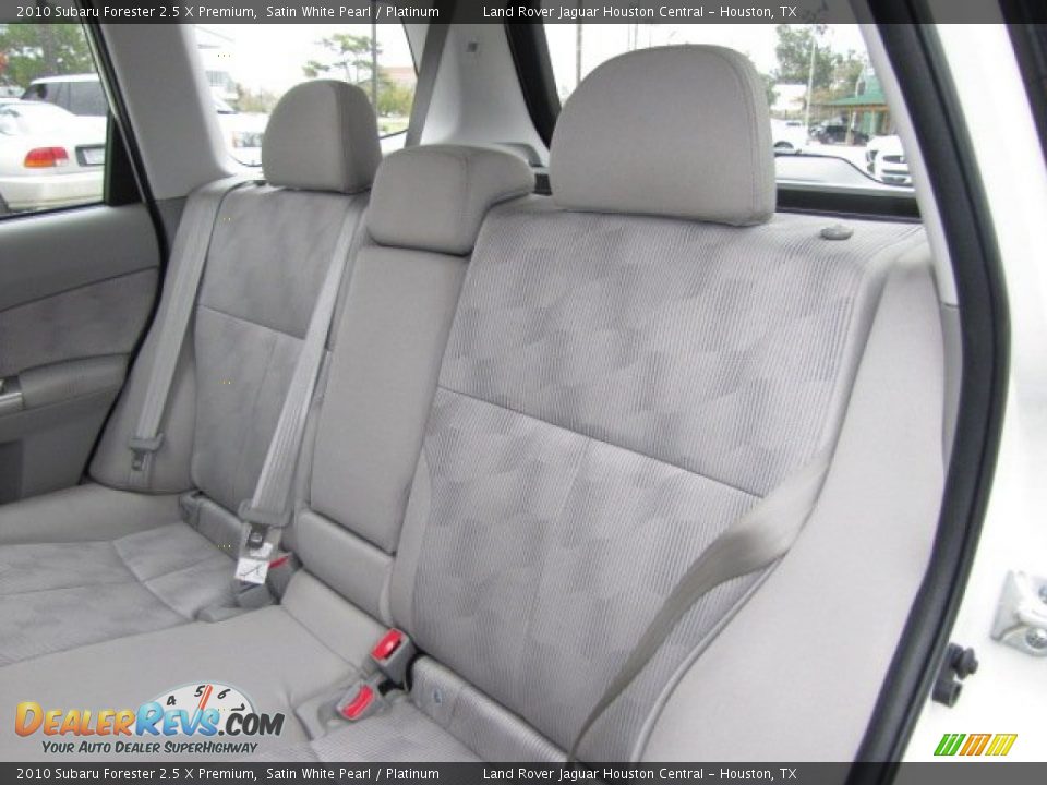 2010 Subaru Forester 2.5 X Premium Satin White Pearl / Platinum Photo #30