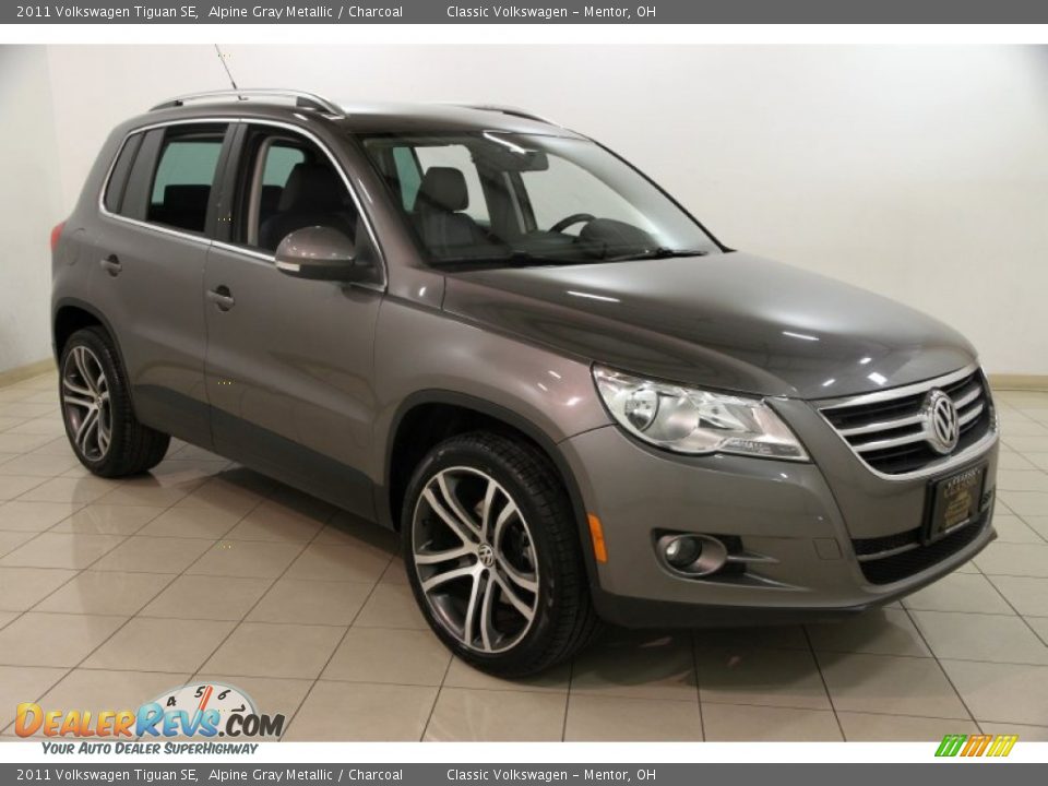 2011 Volkswagen Tiguan SE Alpine Gray Metallic / Charcoal Photo #1